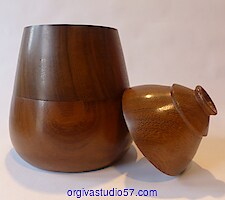 lidded-bowl-3.jpg